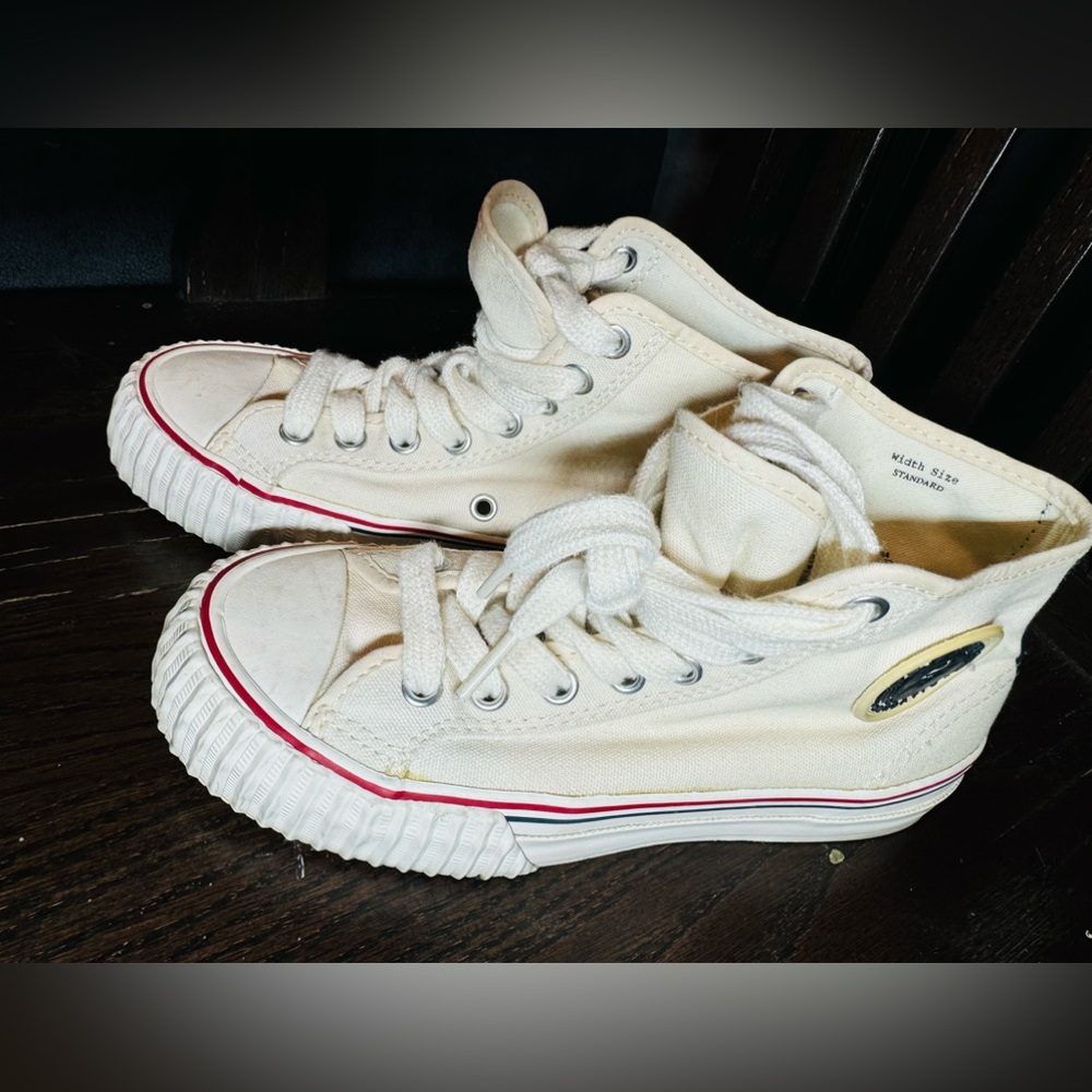 PF Flyers Convers - Picture 2 of 8